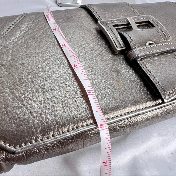 DONALD J PLINER Couture Sliver Foil Clutch / Wristlet - Picture 16 of 16